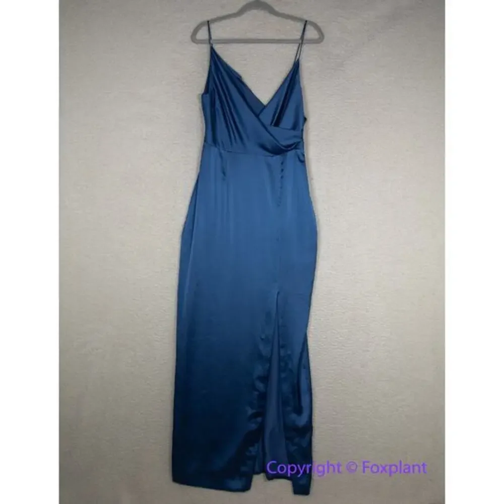 Keepsake This Moment Gown in Dusty Blue size L‎